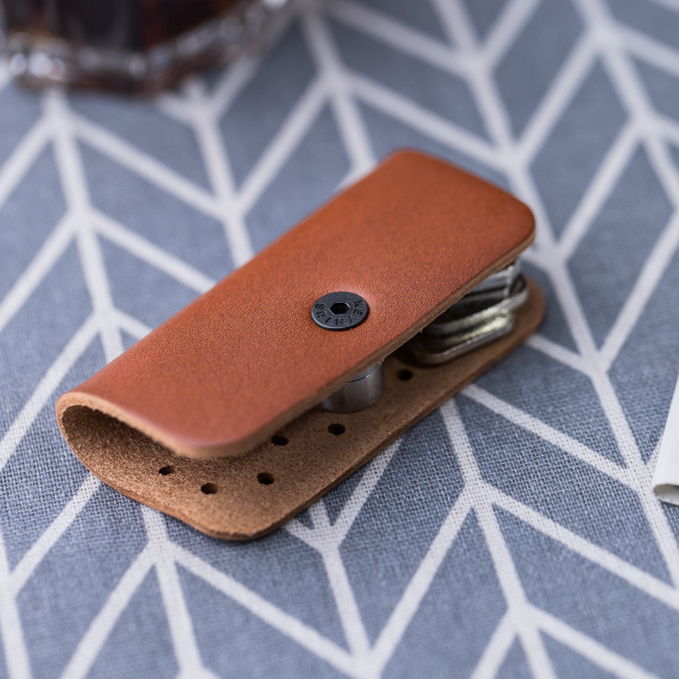 Brandy keynius With Black Screw