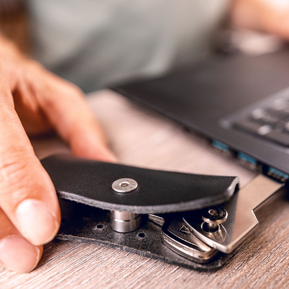 Silver Screw Package